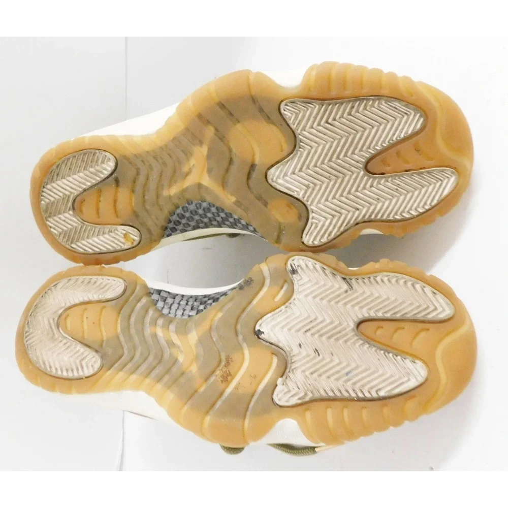 AIR JORDAN 11 RETRO NEUTRAL OLIVE SAIL LUX AR0715-200 sz Mens 7